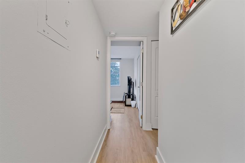 Image 18 of 60 For 6911 Environ Blvd  5j