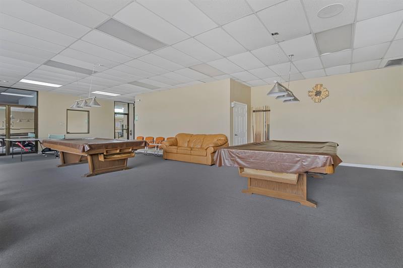 Image 38 of 60 For 6911 Environ Blvd  5j