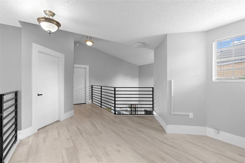 Image 16 of 38 For 133 159th Way