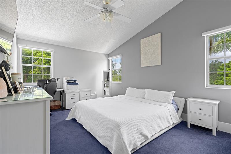 Image 17 of 38 For 133 159th Way