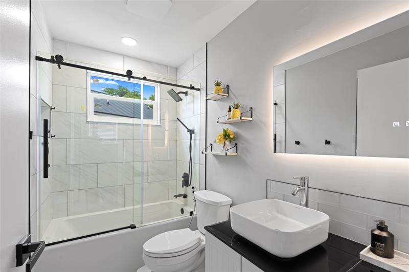 Image 22 of 38 For 133 159th Way