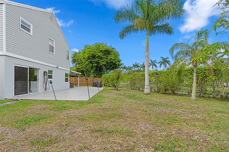 Image 27 of 38 For 133 159th Way