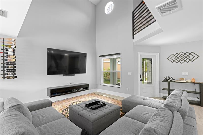 Image 6 of 38 For 133 159th Way