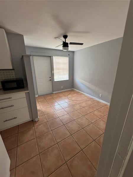 Image 4 of 9 For 4849 4th Ter