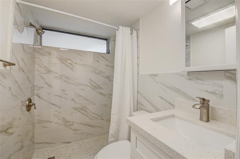 Image 17 of 23 For 30 13th St  B2