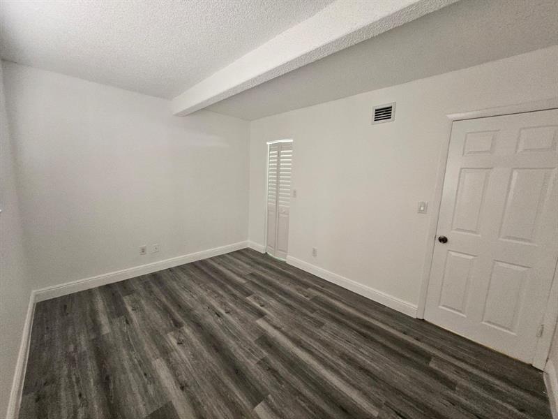 Image 12 of 26 For 1065 Flagler Ave  706