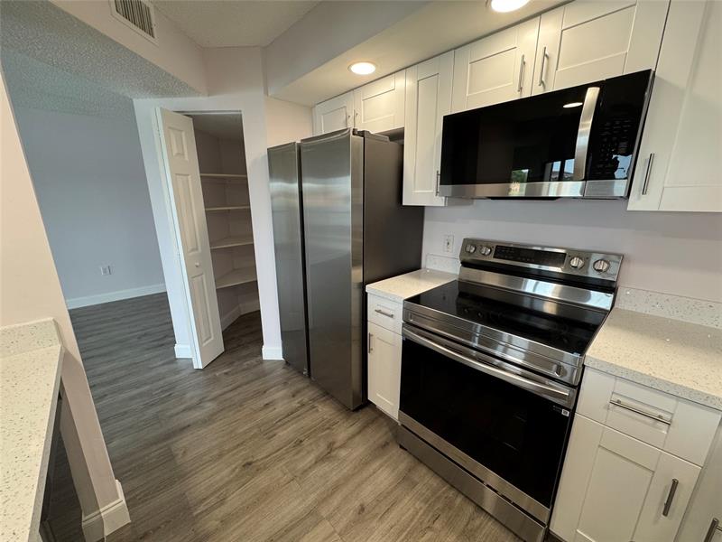 Image 14 of 15 For 13800 5th Ct  211