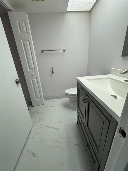 Image 8 of 15 For 13800 5th Ct  211