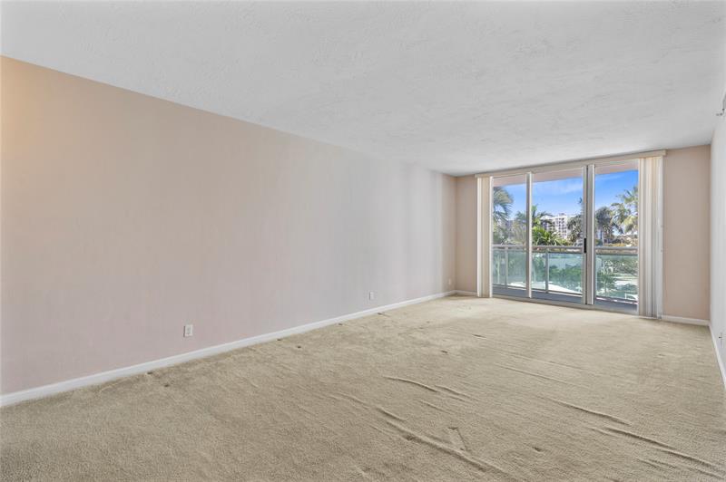 Image 19 of 26 For 3001 Ocean Dr  333
