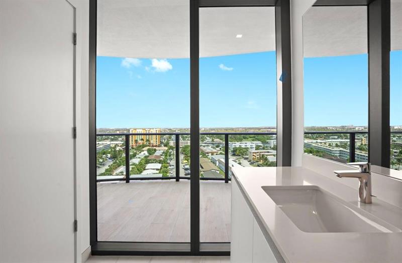 Image 14 of 36 For 900 Ocean Blvd.  1501