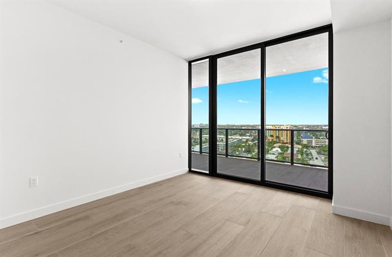 Image 15 of 36 For 900 Ocean Blvd.  1501