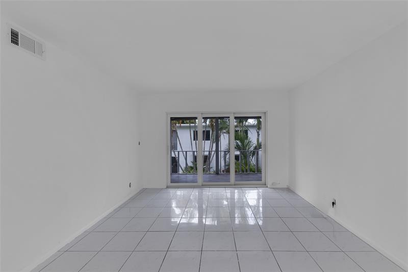 Image 19 of 40 For 2151 42nd Ct  230