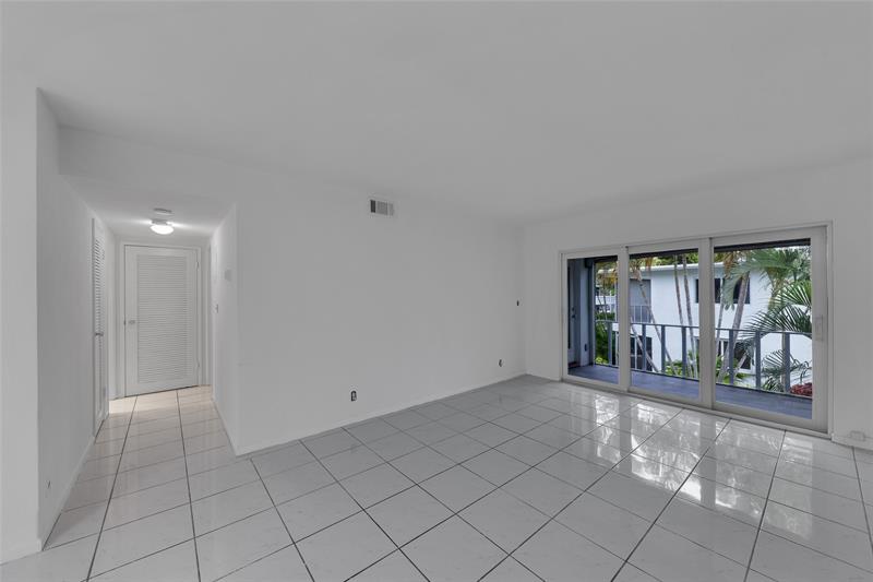 Image 21 of 40 For 2151 42nd Ct  230
