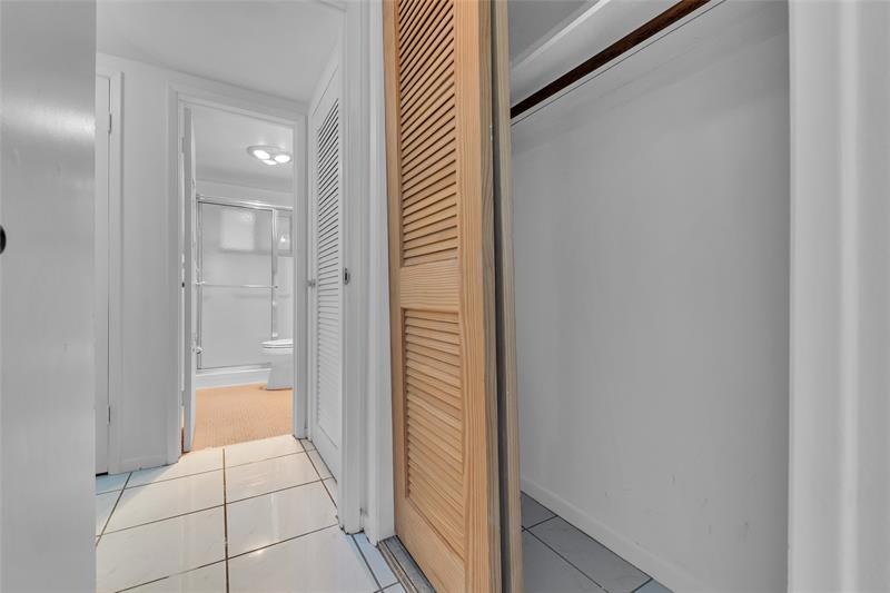 Image 33 of 40 For 2151 42nd Ct  230