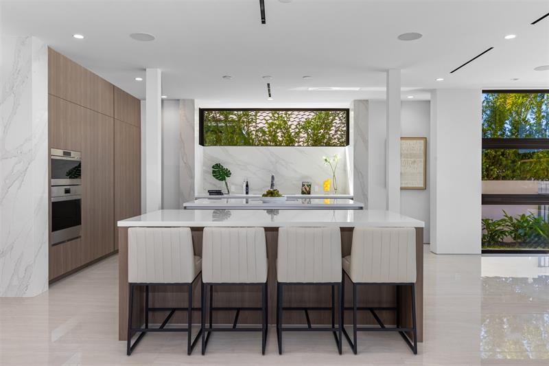 Image 23 of 94 For 1637 14th St