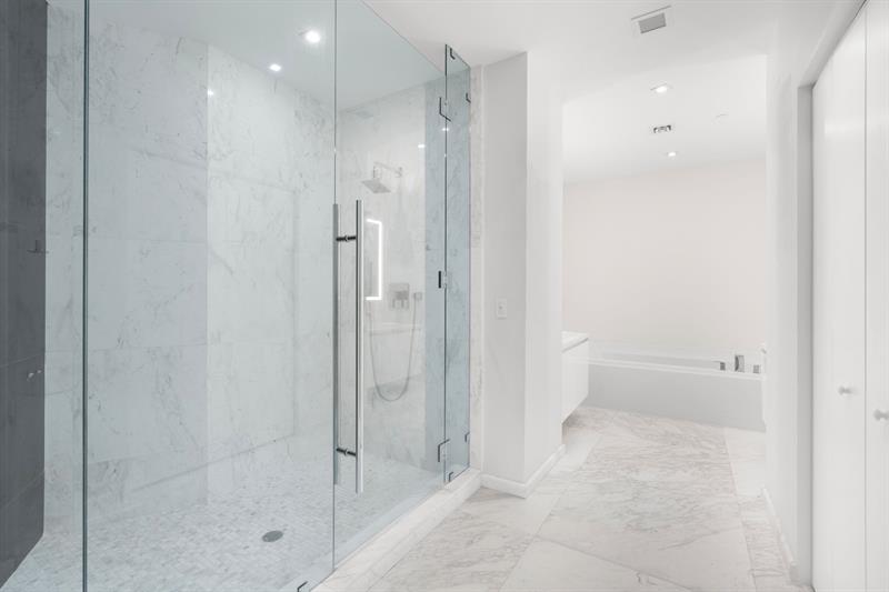 Image 23 of 49 For 701 Fort Lauderdale Beach Blvd  214