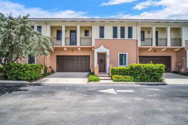 Image 42 of 45 For 2420 Venetian Way  2420