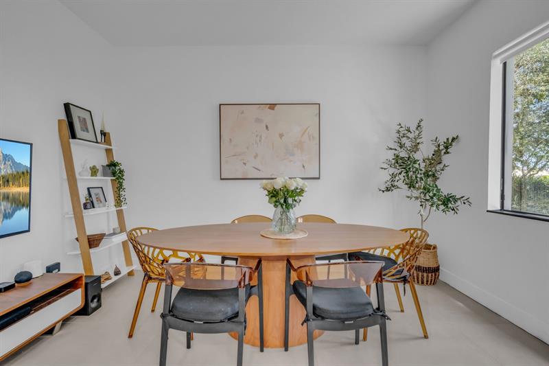 Image 9 of 45 For 2420 Venetian Way  2420
