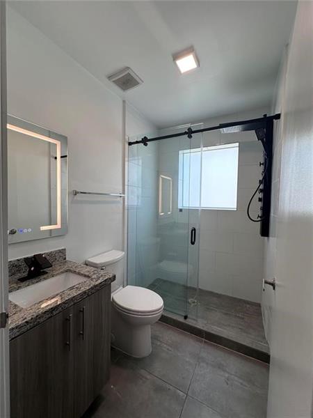 Image 8 of 20 For 165 39th St  07