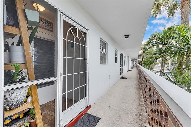 Details for 2050 39th Street  N202, Lighthouse Point, FL 33064