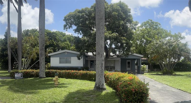 Listing Details for 2600 Bahama Dr, Miramar, FL 33023