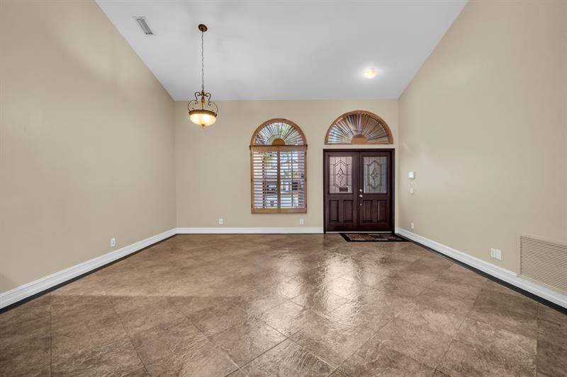 Image 6 of 44 For 5523 57th Ter