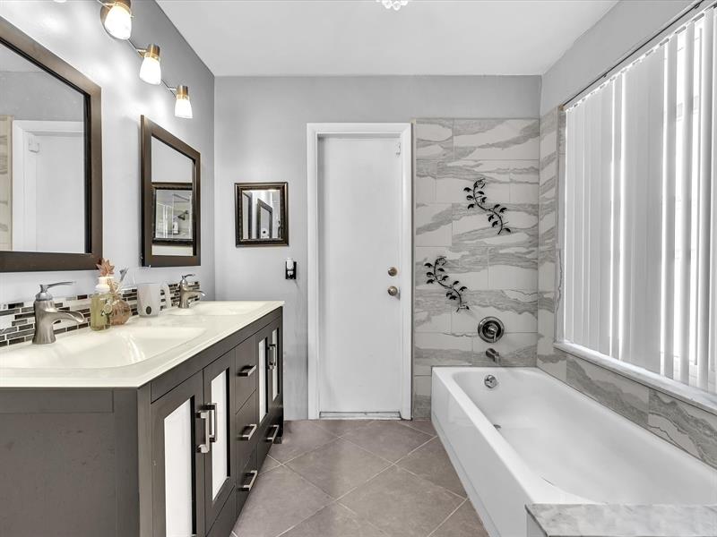 Image 37 of 64 For 4201 73rd Ave