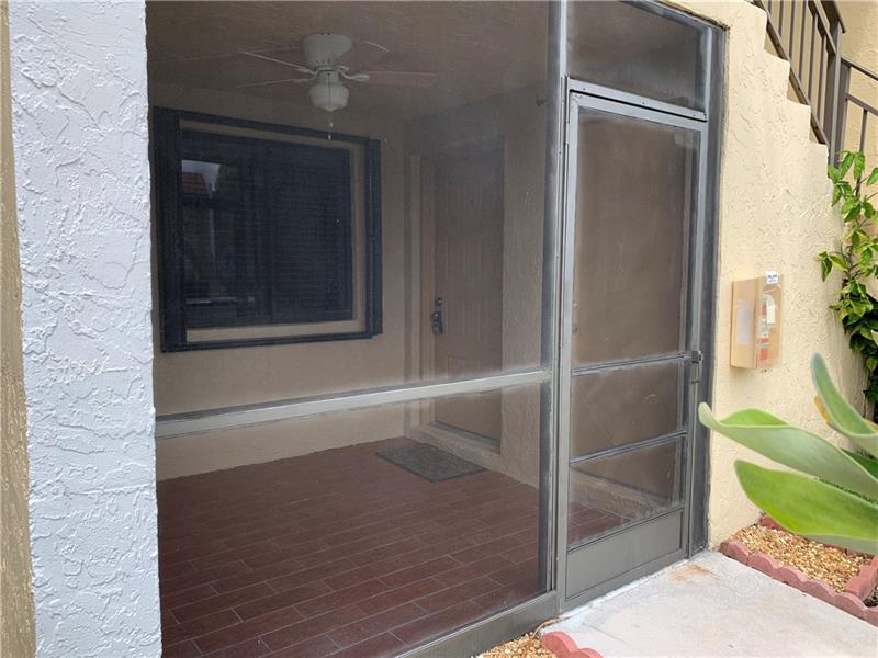 Image 20 of 21 For 434 Lakeview Dr  105