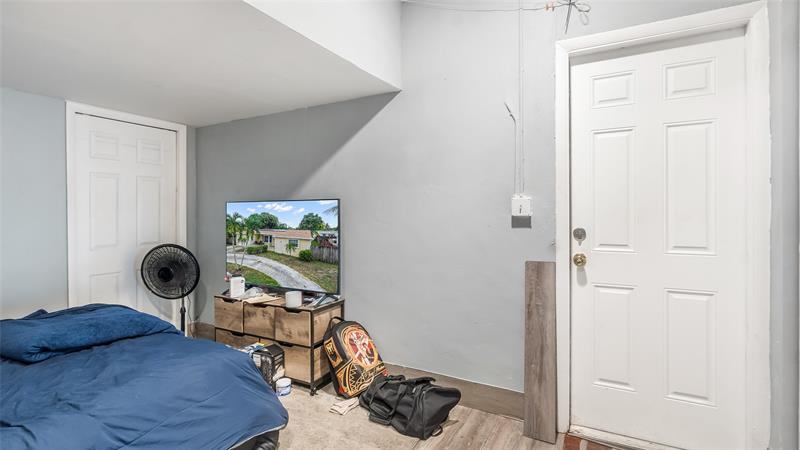 Image 13 of 17 For 6624 1st Ct  