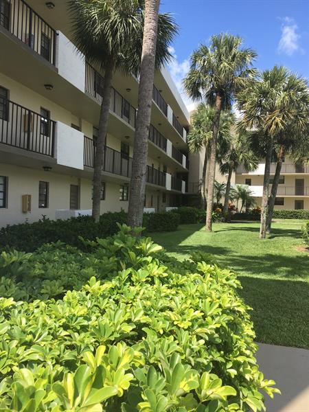 Image 28 of 45 For 2440 Deer Creek Country Club Blvd  209c
