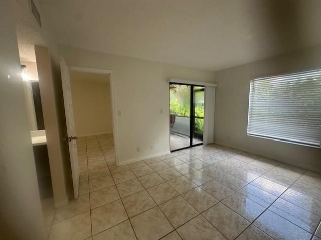 Image 11 of 43 For 3130 Millwood Ter  115