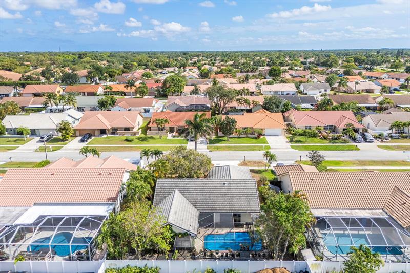 Image 22 of 23 For 9537 Majestic Way