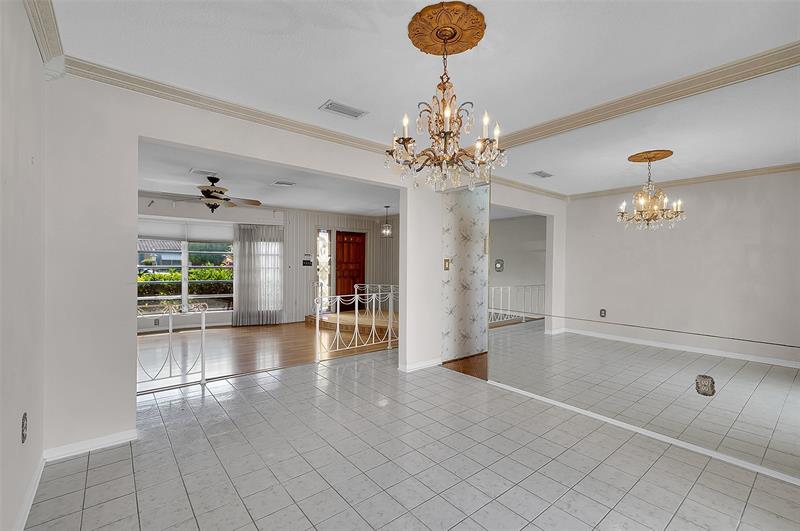 Image 18 of 27 For 4807 Cleveland St