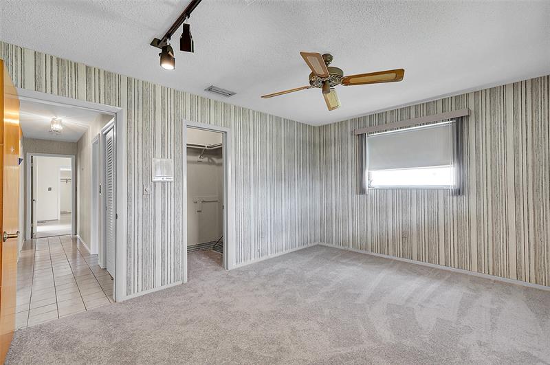 Image 19 of 27 For 4807 Cleveland St