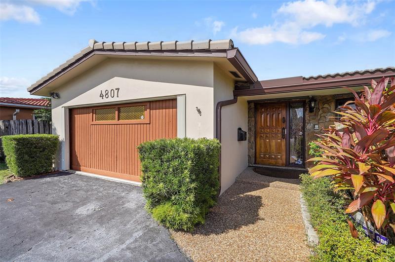 Image 27 of 27 For 4807 Cleveland St