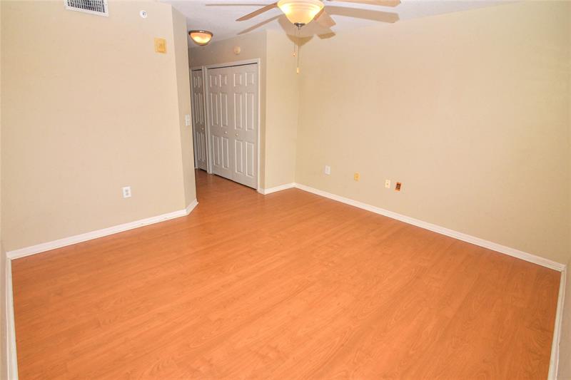 Image 18 of 32 For 15095 Michelangelo Blvd  306