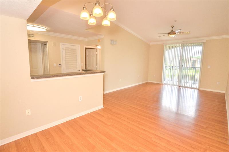Image 6 of 32 For 15095 Michelangelo Blvd  306