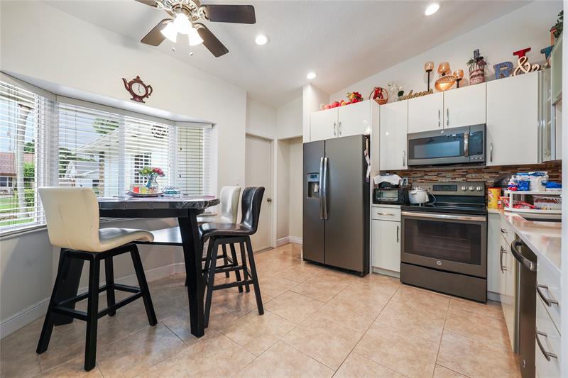 Image 14 of 43 For 8260 41st Ct