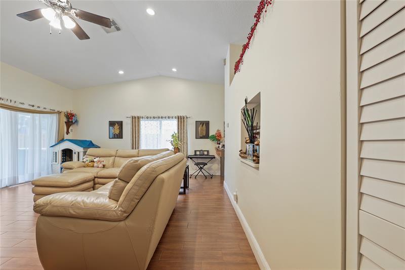 Image 16 of 43 For 8260 41st Ct