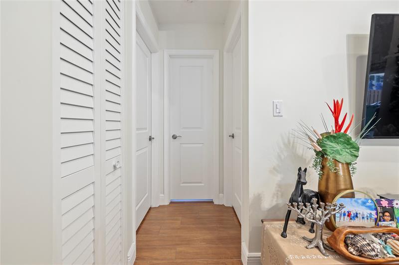 Image 20 of 43 For 8260 41st Ct