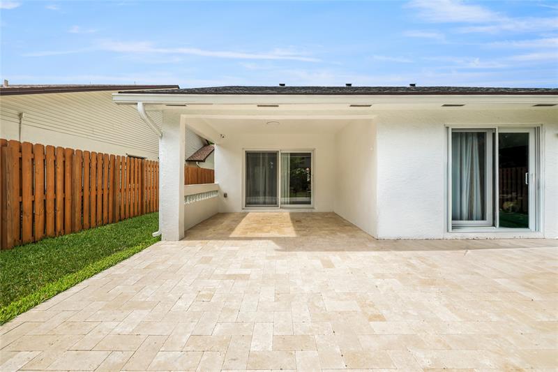 Image 33 of 43 For 8260 41st Ct