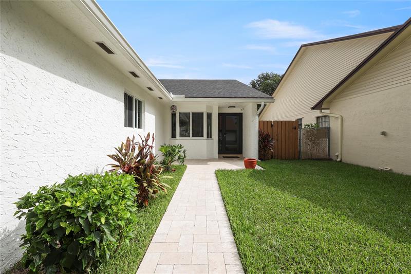 Image 8 of 43 For 8260 41st Ct
