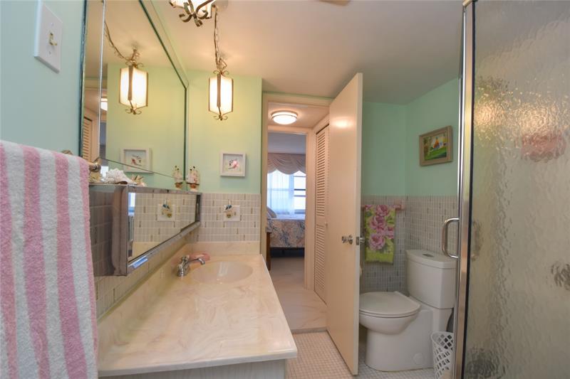Image 13 of 26 For 1620 Ocean Blvd  1007