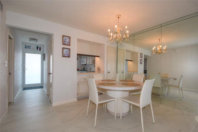 Image 8 of 26 For 1620 Ocean Blvd  1007