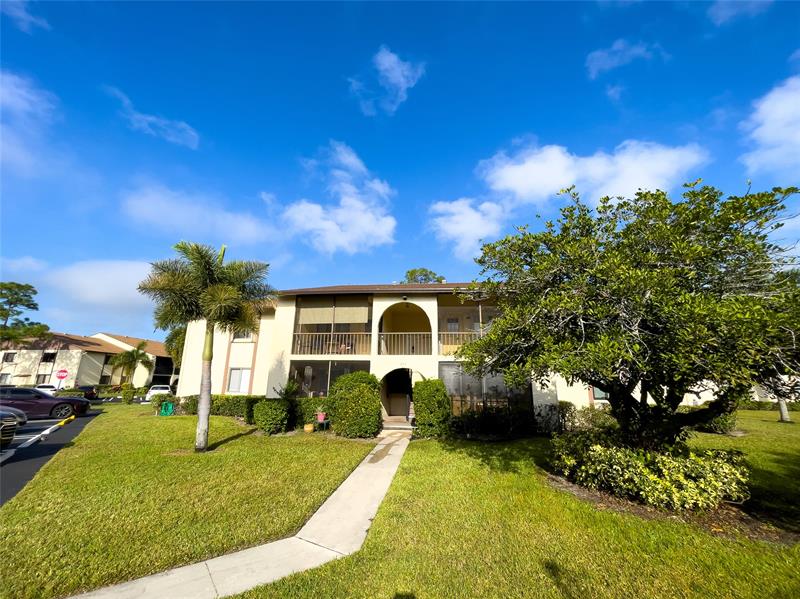 Details for 317 Knotty Pine Cir  C2, Greenacres, FL 33463