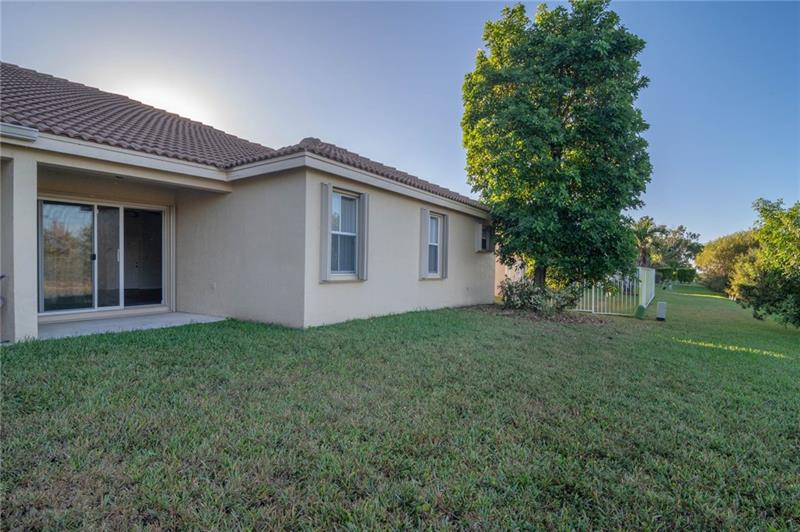 Image 3 of 27 For 1945 Sirius Ln