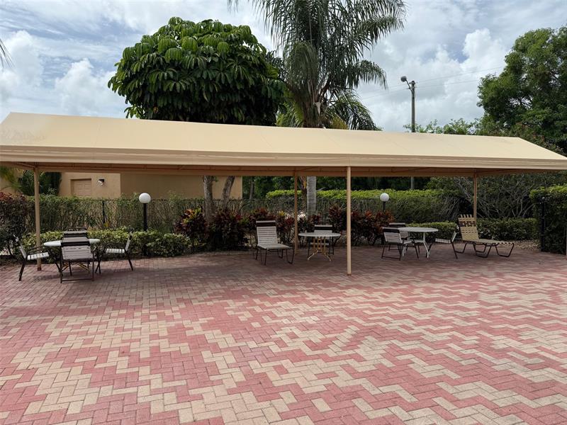 Image 42 of 46 For 6215 Coral Lake Dr  203