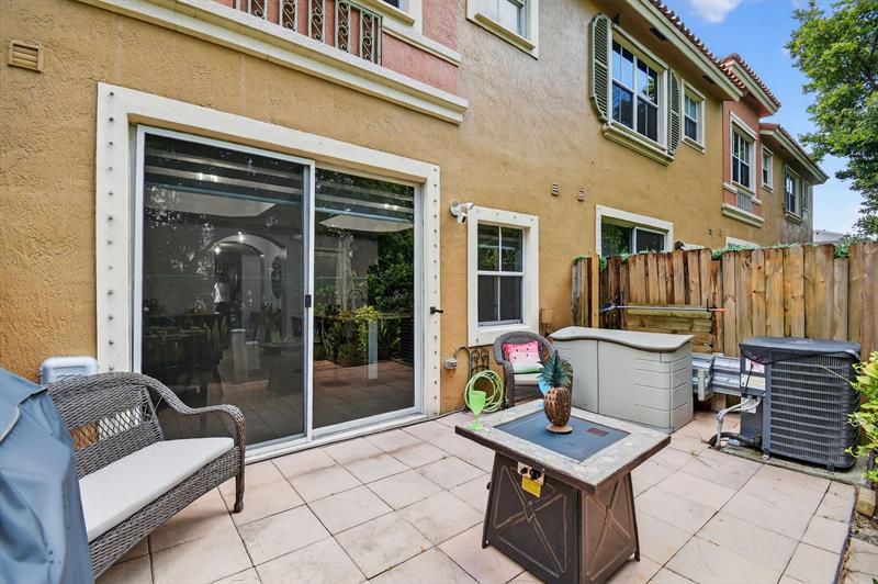 Image 33 of 43 For 4957 White Mangrove Way  4957