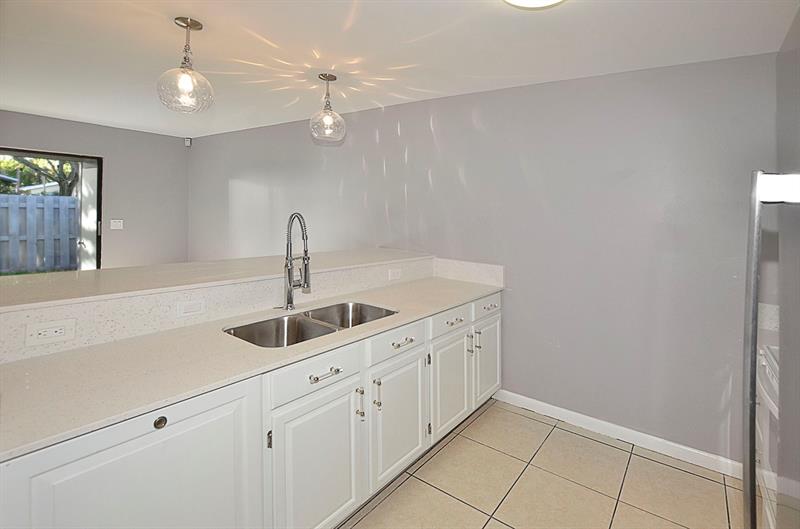 Image 17 of 19 For 1543 39th Ave  P2