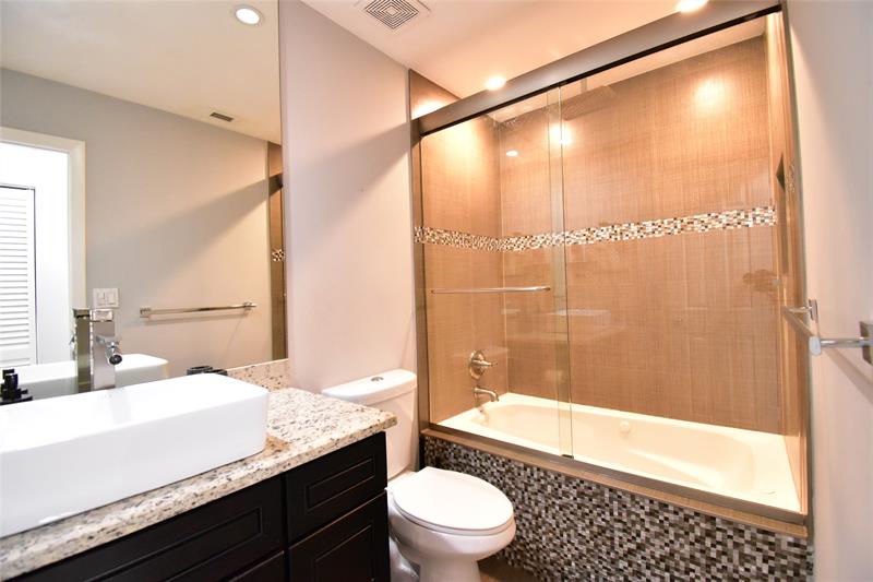 Image 20 of 27 For 9807 1st Ct  9807